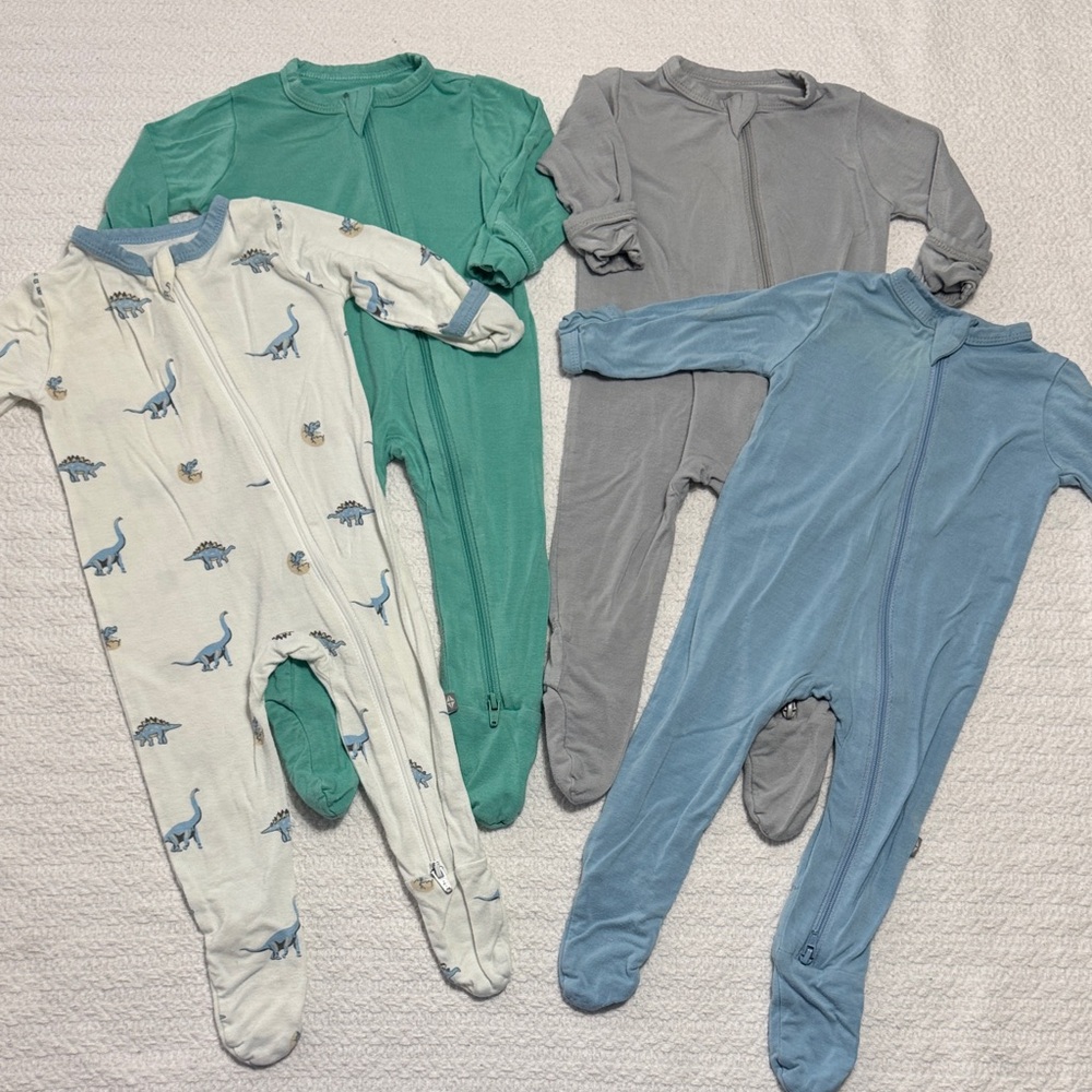 Kyte BABY Kids One Pieces Footies - Green, Gray, Blue, White with Dinosaur Print